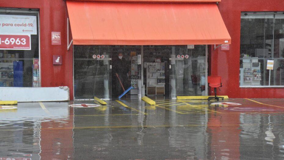 Acumulado de chuva agrava a situação de moradores da Grande Natal