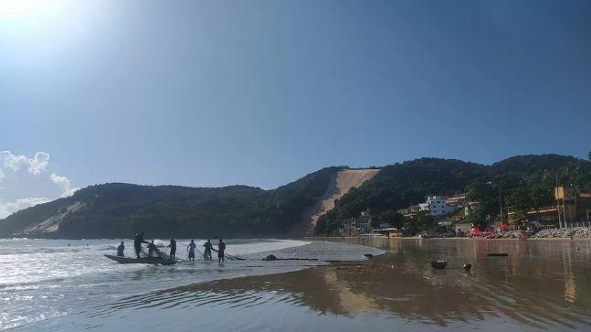 Chuvas e alagamentos contribuem para recorde de contaminação de praias da Grande Natal