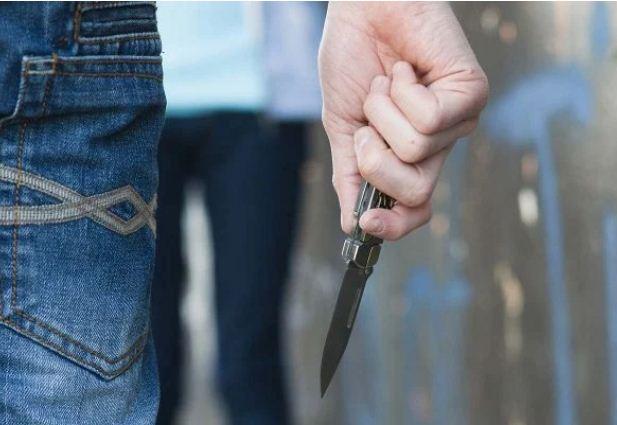 Homem de 37 anos é morto com facada no pescoço após briga