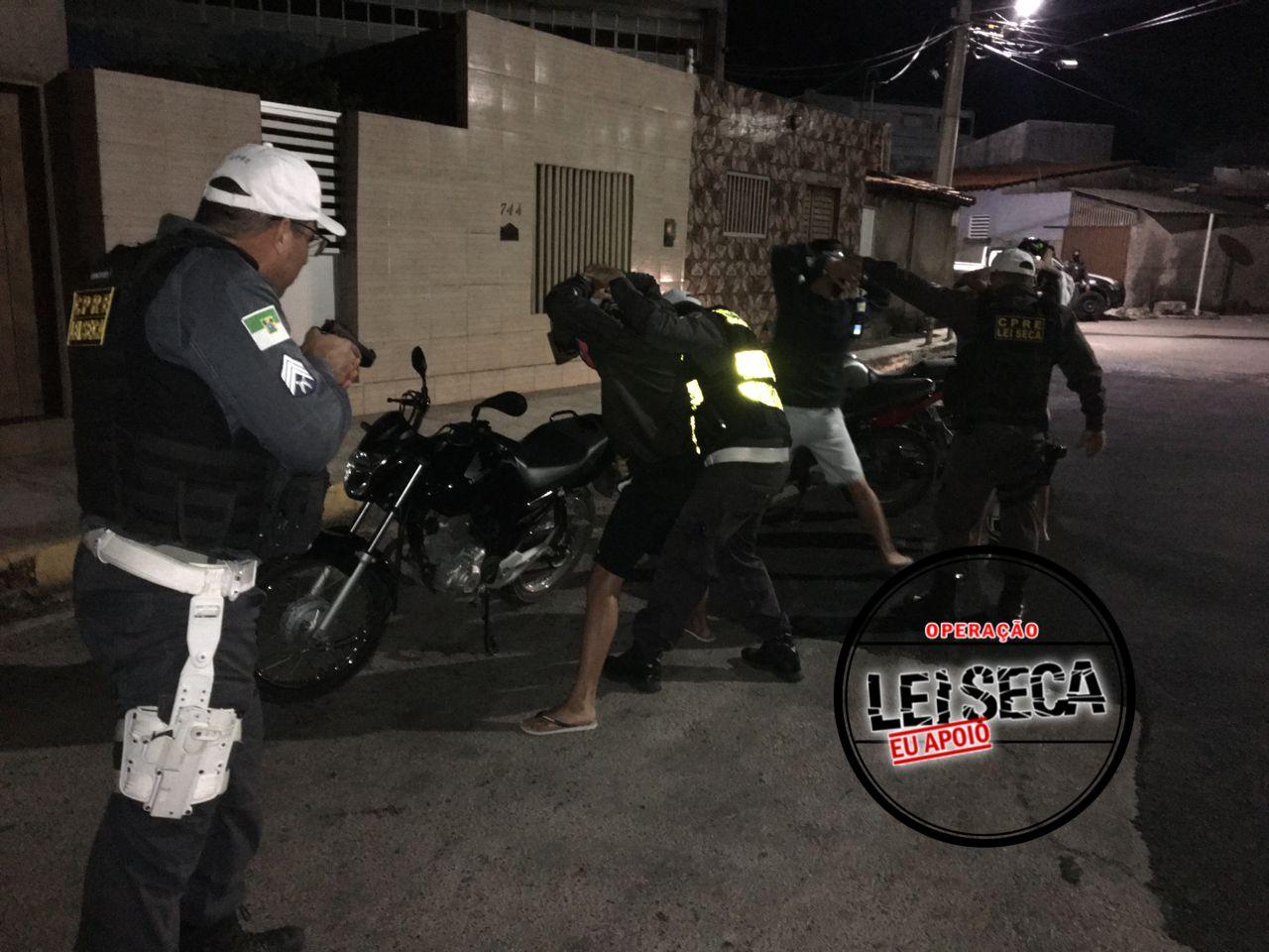 LEI SECA/CPRE INTENSIFICA A FISCALIZAÇÃO E AUTUA CONDUTORES SOB EFEITO DE ÁLCOOL