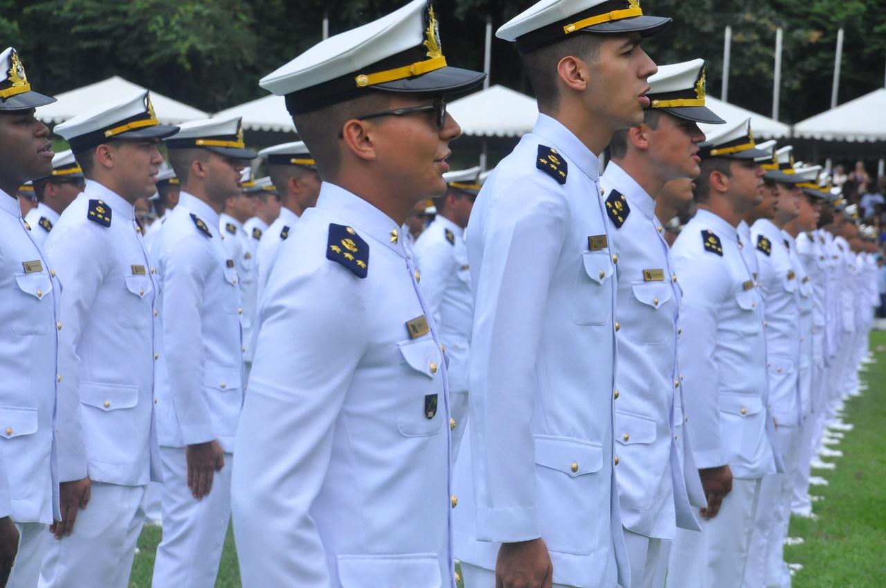 Marinha do Brasil abre seleção com 41 vagas de nível superior