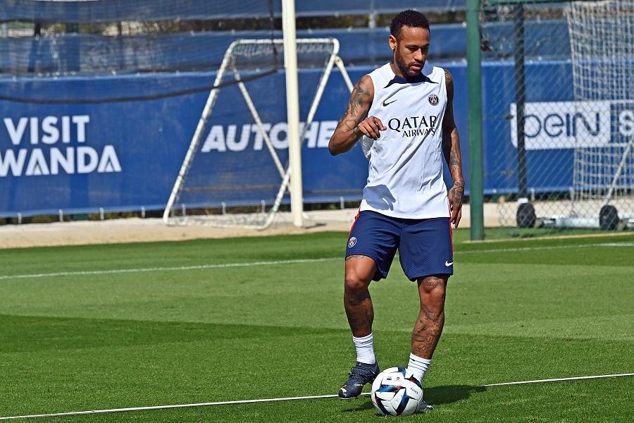 Neymar será julgado em Barcelona e MP pede dois anos de prisão