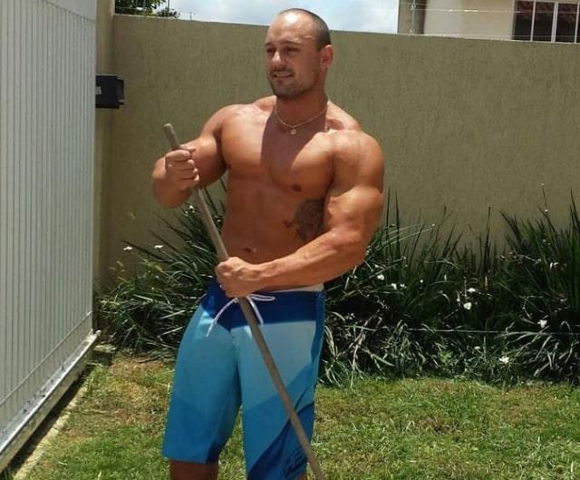 Personal trainer de 44 anos passa mal e morre dentro de academia