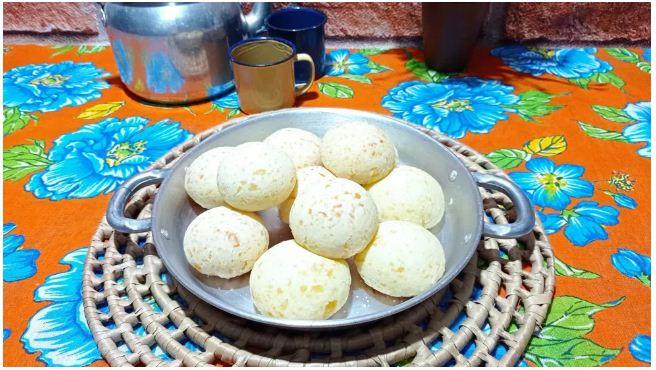 Aprenda a receita de um pão de batata-doce com queijo