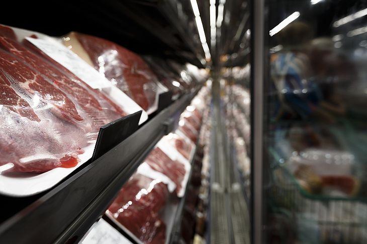 Consumo de carne vermelha aumenta risco de doença cardiovascular