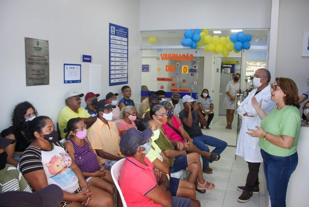 ENCONTRO DO HIPERDIA NA UBS DE CARNAÚBA EM COMEMORAÇÃO AO DIA DOS PAIS
