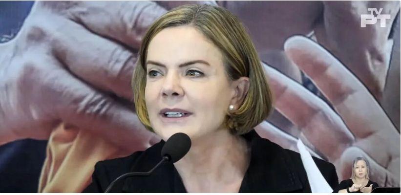 Gleisi defende cassação de Damares por fake news criminosa contra Lula