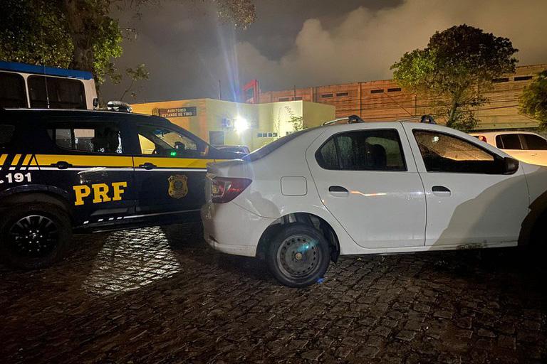 PRF RECUPERA VEÍCULO COM QUEIXA DE APROPRIAÇÃO INDÉBITA EM SÃO JOSÉ DE MIPIBU