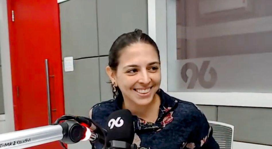 Release: “Você nunca vai ver Lula imitando uma pessoa sem ar como Bolsonaro fez”, diz Natália Bonavides em entrevista a rádio