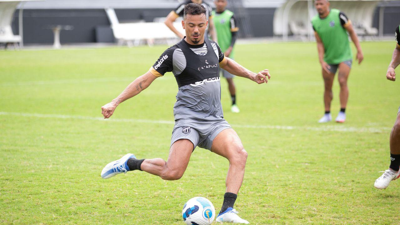 Rodrigo Lindoso passará por cirurgia no joelho esquerdo e desfalcará o Ceará nas próximas rodadas