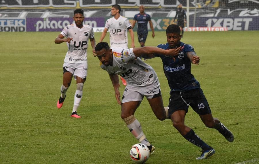 Série C: ABC vence de virada e se classifica para a segunda fase