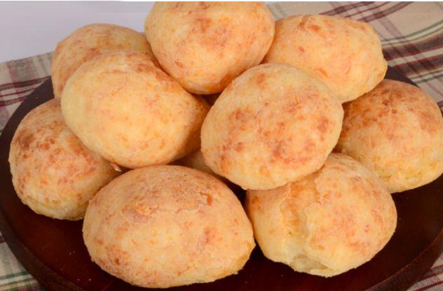 Aprenda a fazer um pão de tapioca com queijo fácil e gostoso