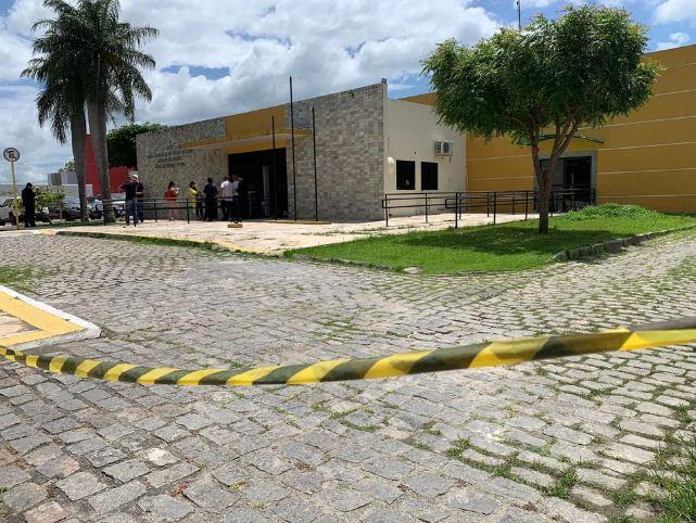 Criminosos invadem fórum da Justiça, furtam objetos e vandalizam prédio na Grande Natal