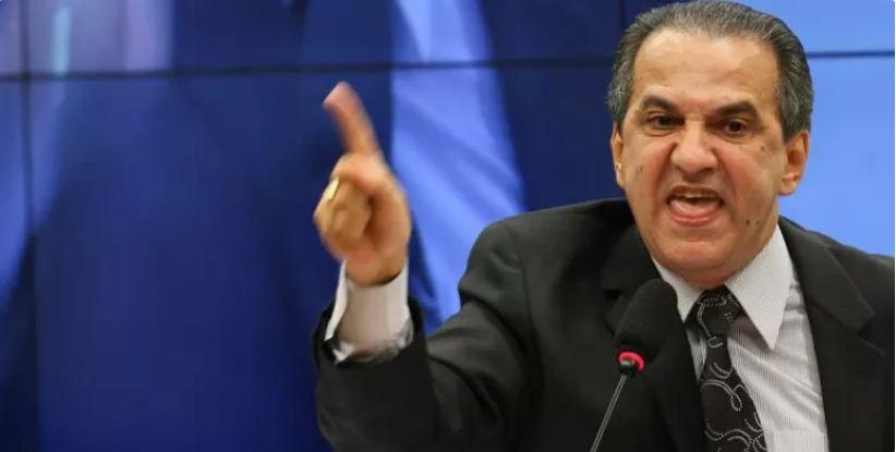 Jovens evangélicos declaram voto em Lula e se rebelam contra pastores que negociam apoio a Bolsonaro