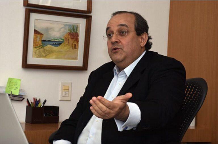 Juíza volta a proibir Rogério Marinho de usar maquetes na TV