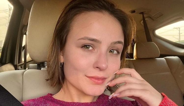 Larissa Manoela fica desestabilizada ao descobrir doença no ovário