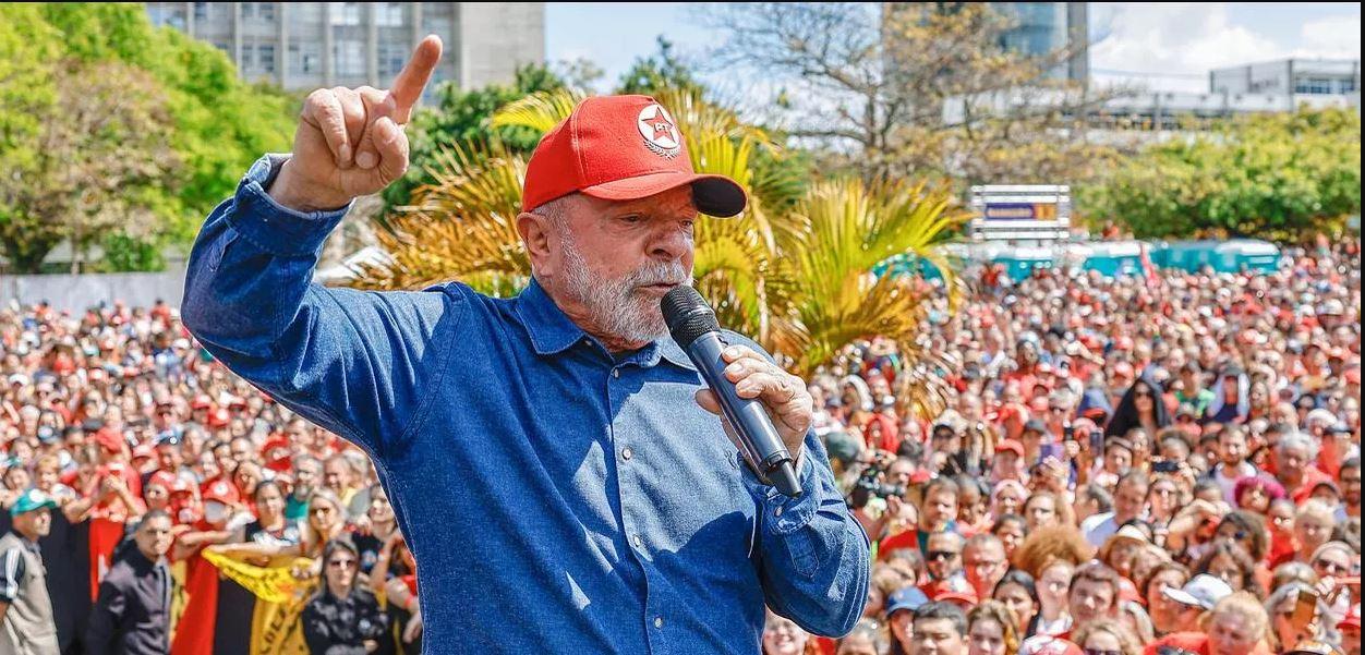 Ministros de Bolsonaro já preveem derrota e mandam recados a Lula