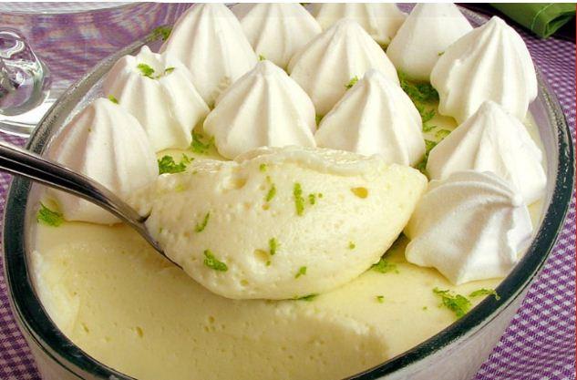 Mousse de limão é o delicioso doce de padaria na sua cozinha