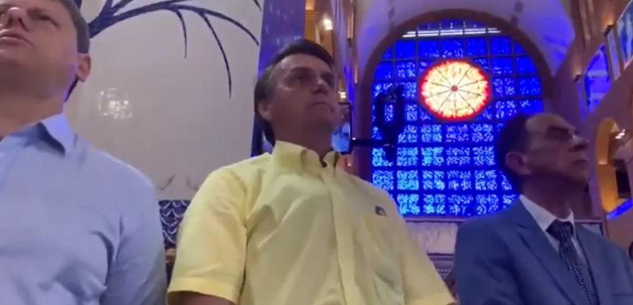 400 padres e 10 bispos acusam Bolsonaro de profanar Santuário de Aparecida