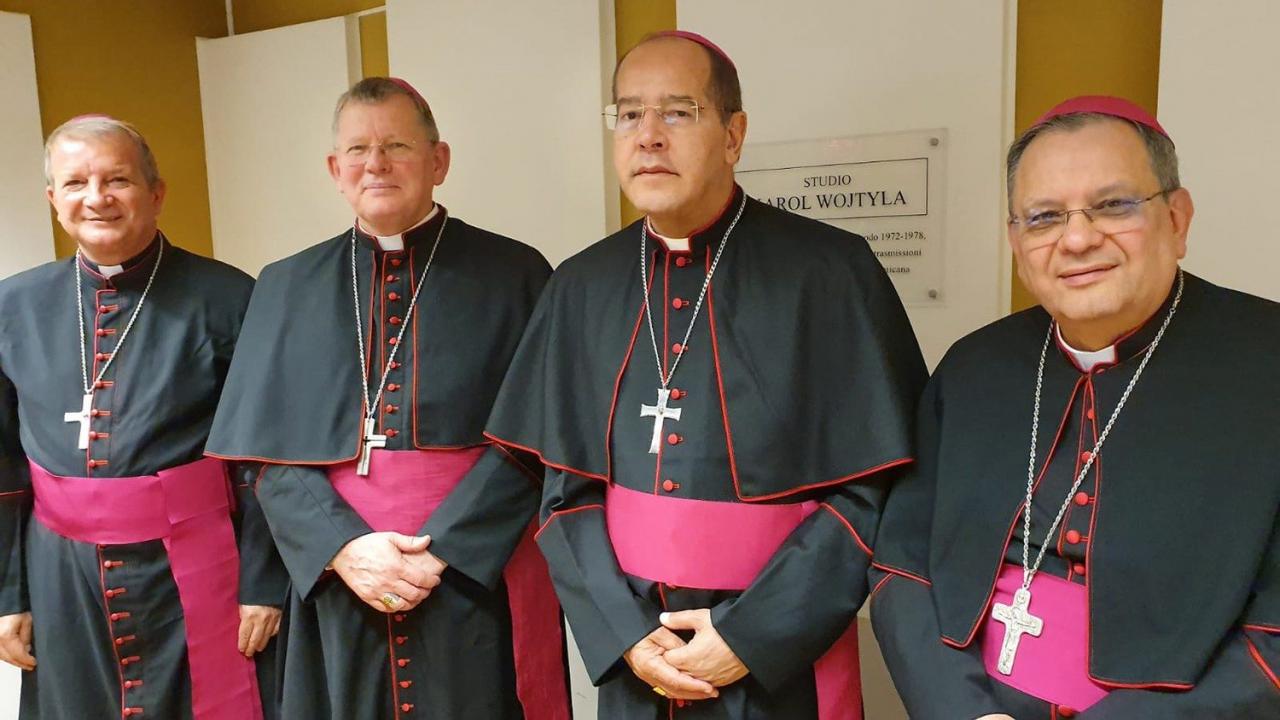 CNBB lamenta “exploração da fé e da religião” para votos em 2º turno
