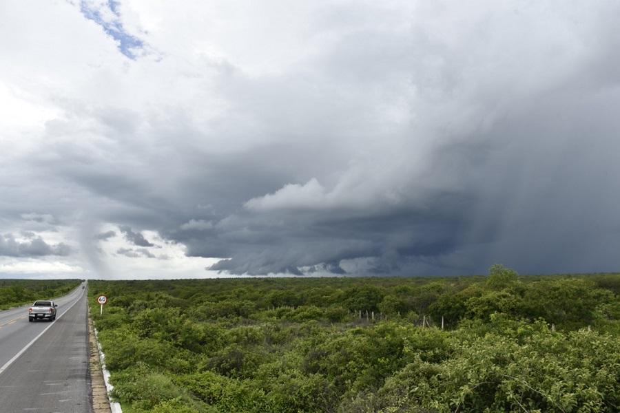 Previsão do tempo aponta para chance de chuvas no interior do RN nesta semana; confira