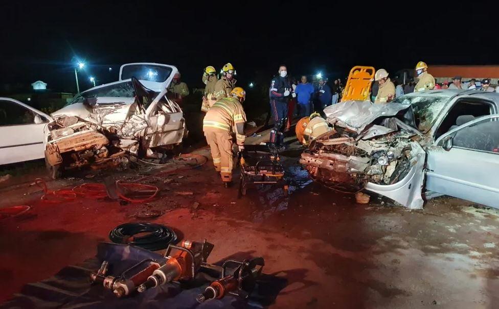 Acidente deixa 3 mortos e 5 feridos na BR-251, em Cristalina
