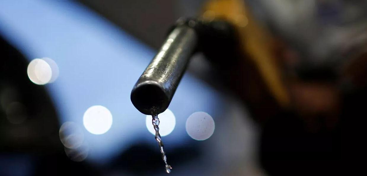 ANP: preço da gasolina volta a subir nos postos e litro passa de R$ 5