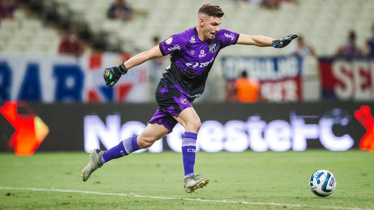 Ceará tenta manter João Ricardo, mas outros jogadores em fim de contrato deixarão clube; veja lista