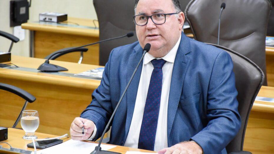 ‘Cipriano Maia não pretende continuar na Secretaria de Saúde’, diz deputado Dr. Bernardo