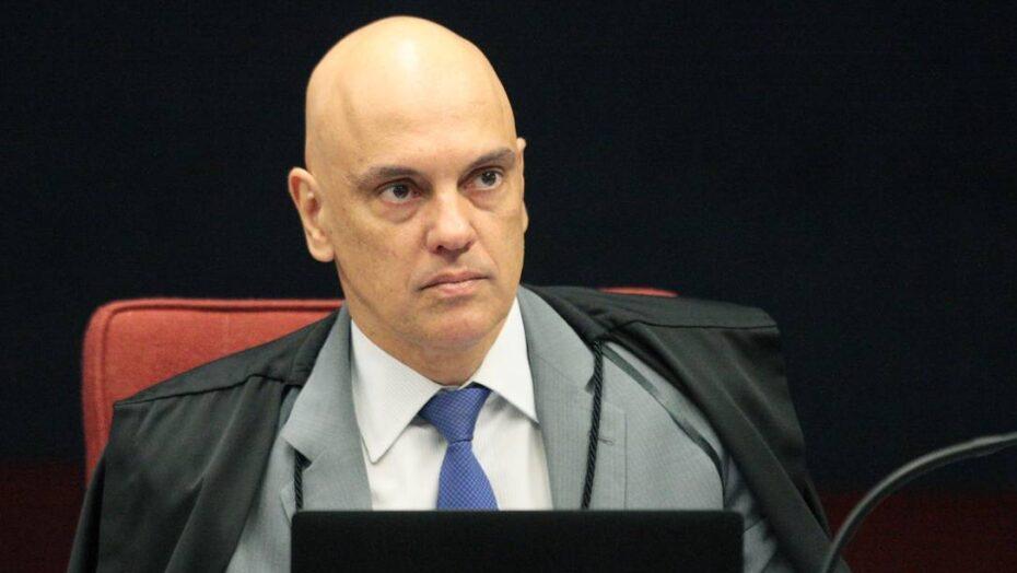 Moraes determina liberação de rodovias e prisão de diretor da PRF em caso de descumprimento