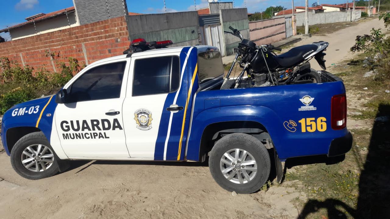 Moto roubada em Santa Cruz é recuperada em Parnamirim no mesmo dia do crime