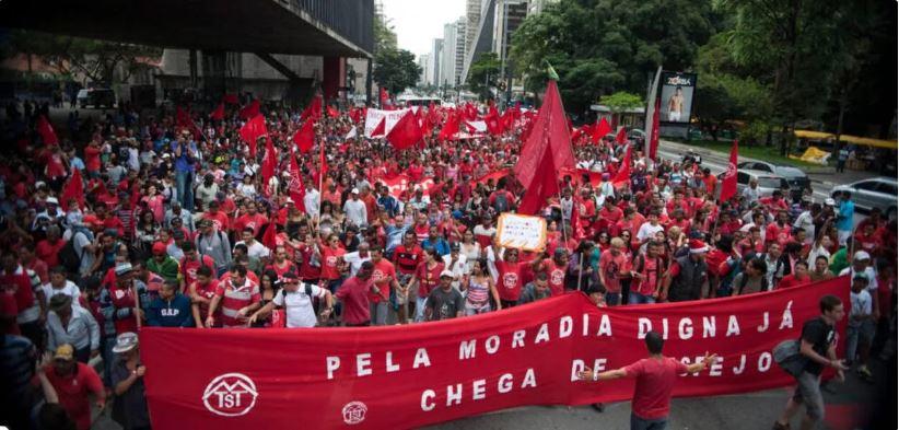 MTST vai enviar militantes às estradas para desfazer bloqueios bolsonaristas