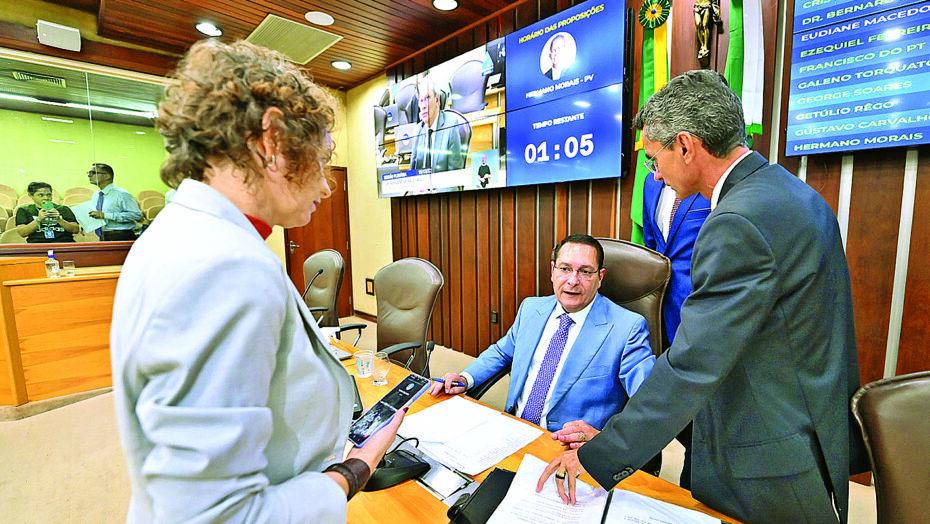 Aumento do ICMS vai à votação hoje prevendo possível revogação