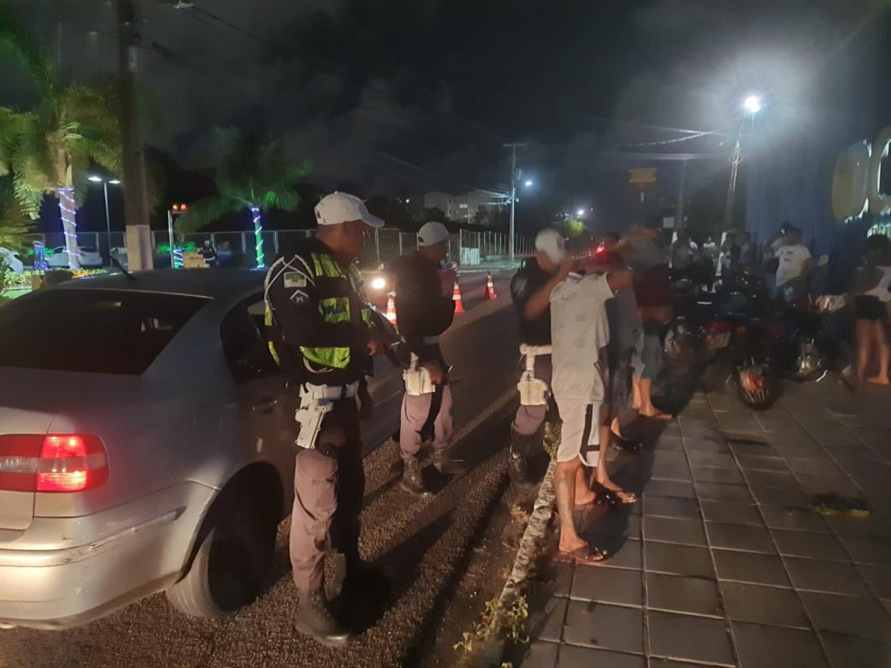 CPRE EM AÇÃO: CAPTURA DE HOMEM COM MANDADO DE PRISÃO EM ABERTO E PRISÕES DE CONDUTORES ALCOOLIZADOS SÃO REGISTRADOS DURANTE OPERAÇÃO EM NATAL