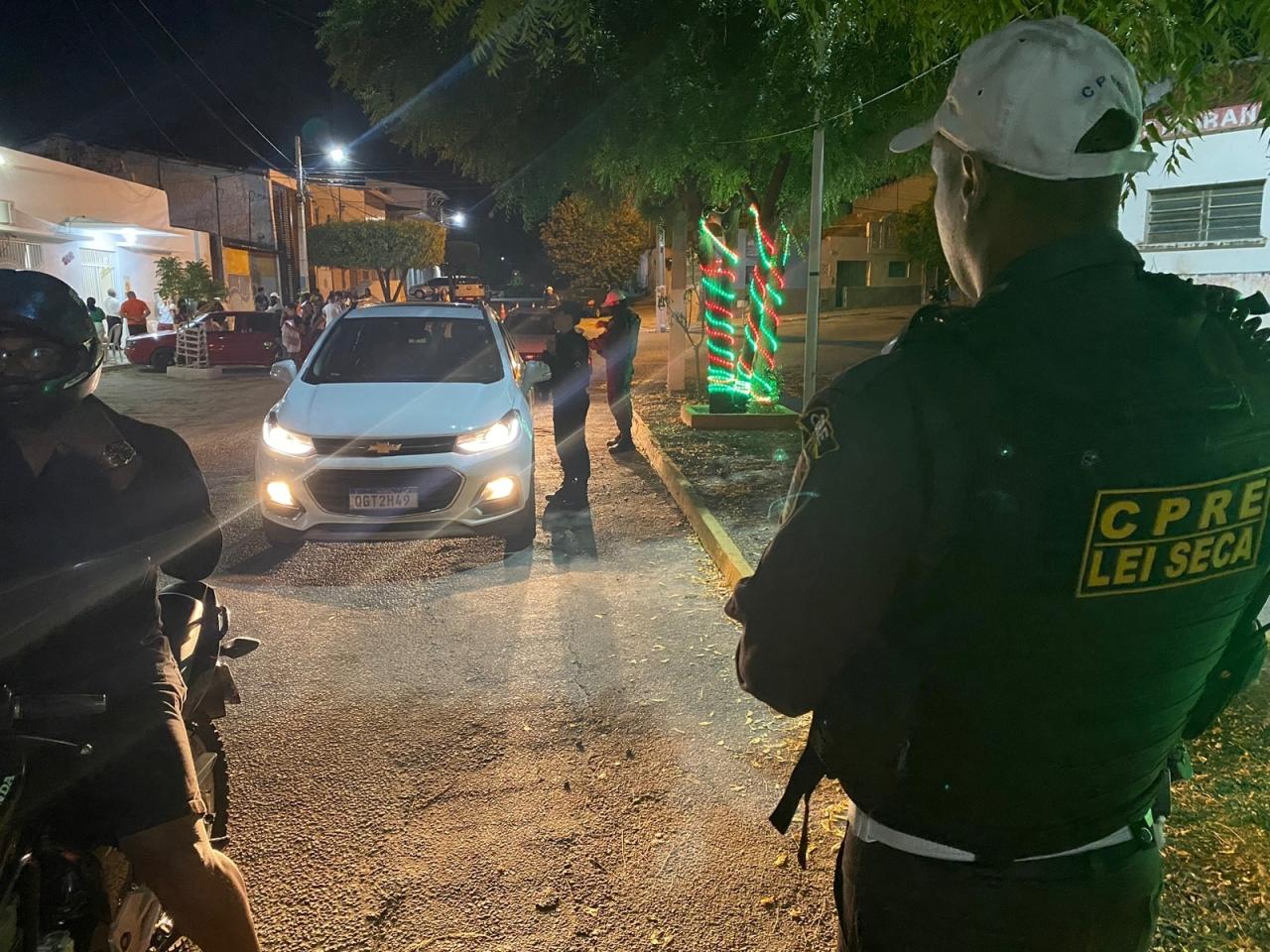 CURRAIS NOVOS: LEI SECA/CPRE REALIZA OPERAÇÃO E AUTUA DEZENAS DE CONDUTORES POR DIRIGIR SOB A INFLUÊNCIA DE ÁLCOOL