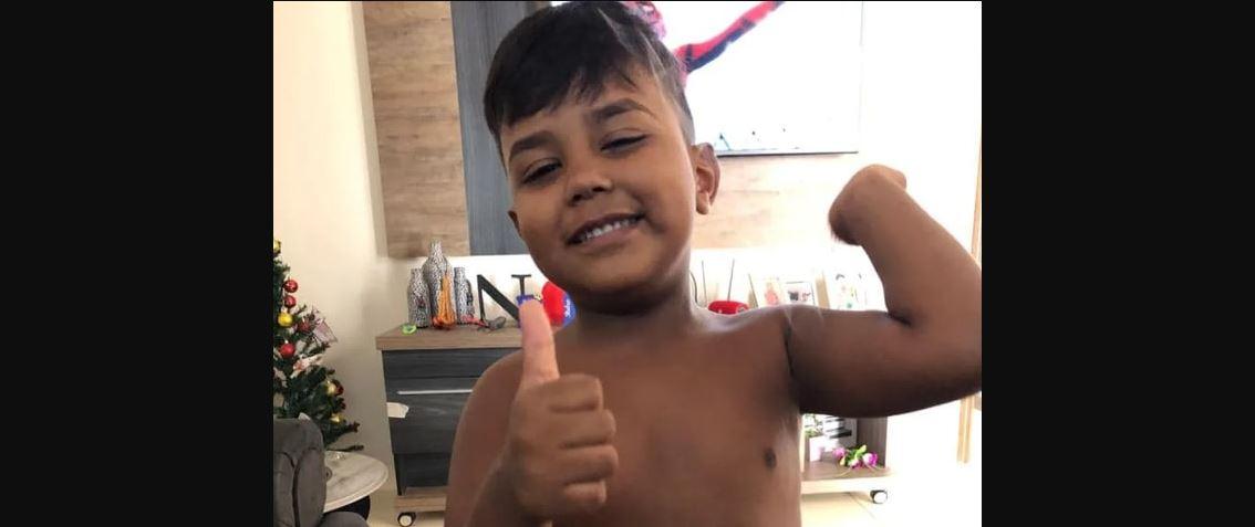 Familiares e amigos lamentam morte de menino de 7 anos que se engasgou com chiclete