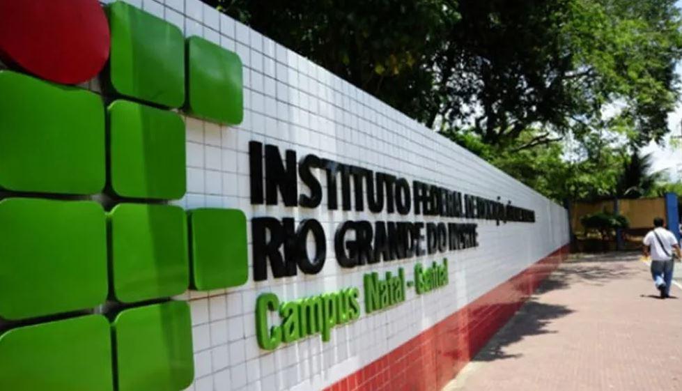IFRN abre 105 vagas em cursos de pós-graduação; saiba como se inscrever