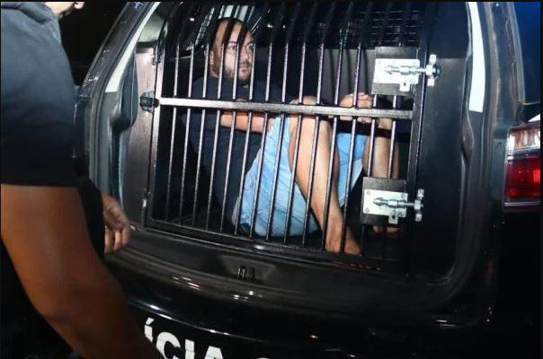 Vídeo: preso por tentativa de atentado a bomba, Alan dos Santos chega ao DF