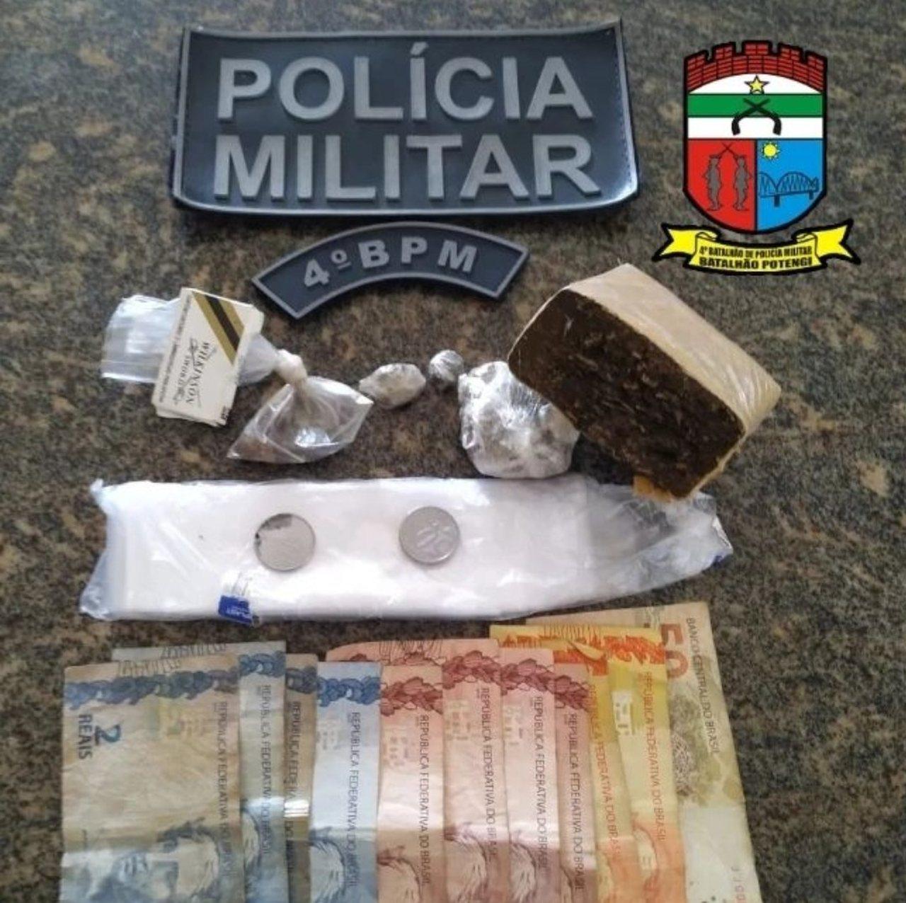 Dupla é presa por tráfico de drogas em feira livre na zona Norte de Natal
