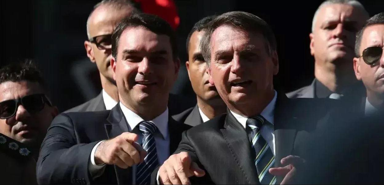 Flávio diz que Bolsonaro não tem cidadania italiana e se diz surpreso com fala sobre voltar ao Brasil 