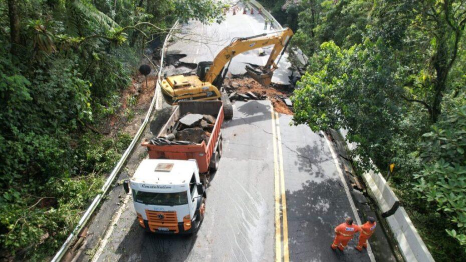 Governo de SP pede para que turistas deixem o litoral norte de SP