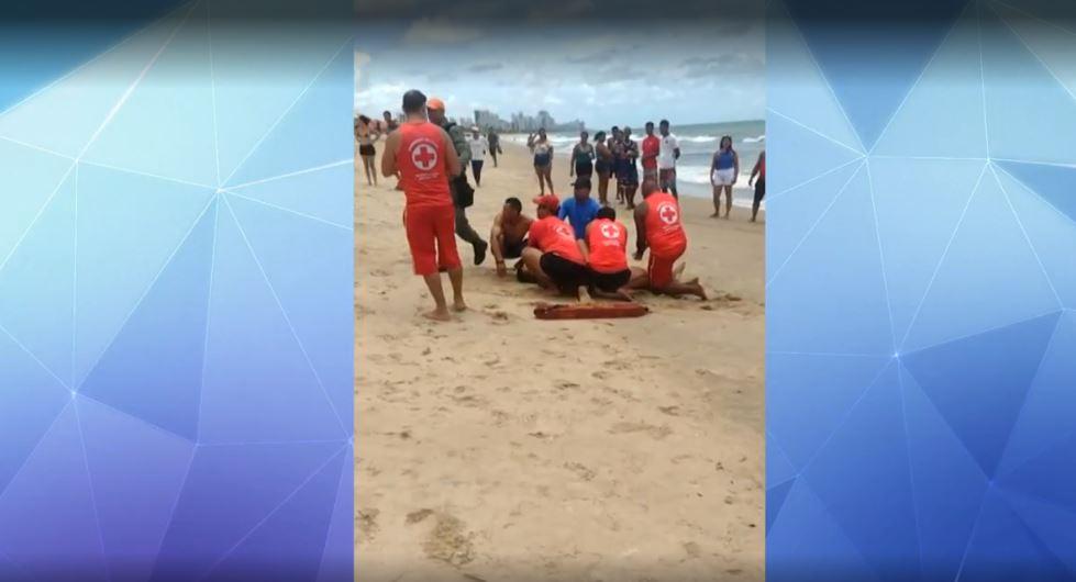 Adolescente vítima de ataque de tubarão em Pernambuco lembra resgate: 'Me botaram no helicóptero'
