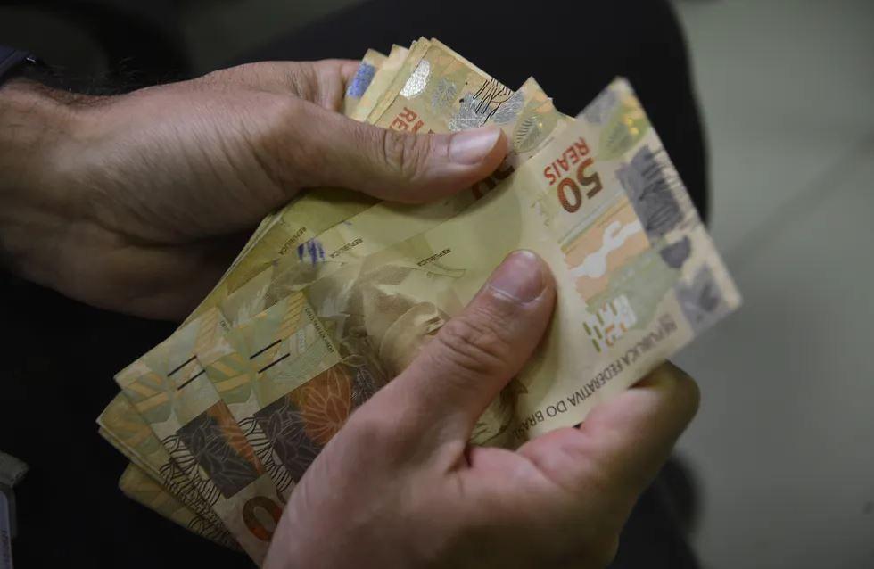 'Dinheiro esquecido': saques começam hoje; veja o passo a passo para resgatar valores