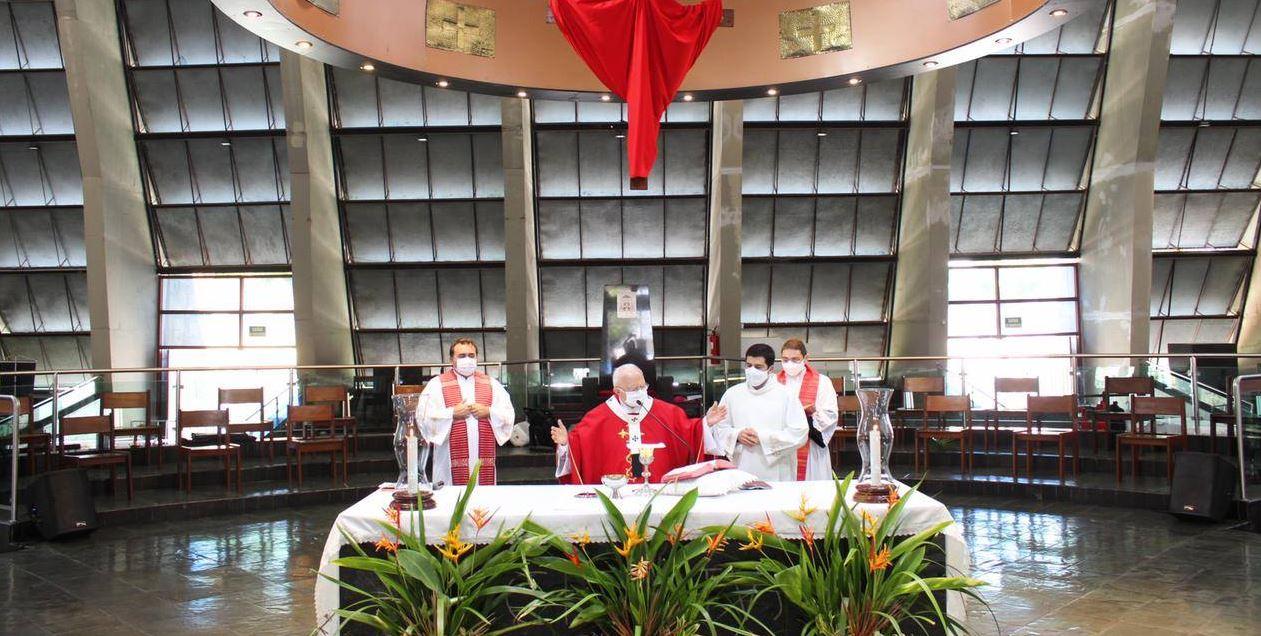 Domingo de Ramos abre programação da Semana Santa; entenda as celebrações e confira horários das missas