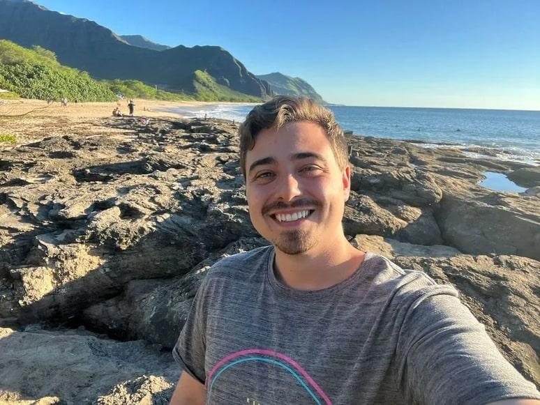 'Entrei achando que tivesse 10 centavos, mas tinha R$ 3 mil', diz jovem sobre 'dinheiro esquecido'