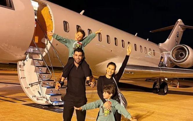 Gusttavo Lima comprou avião de R$ 250 milhões e essas são as fotos