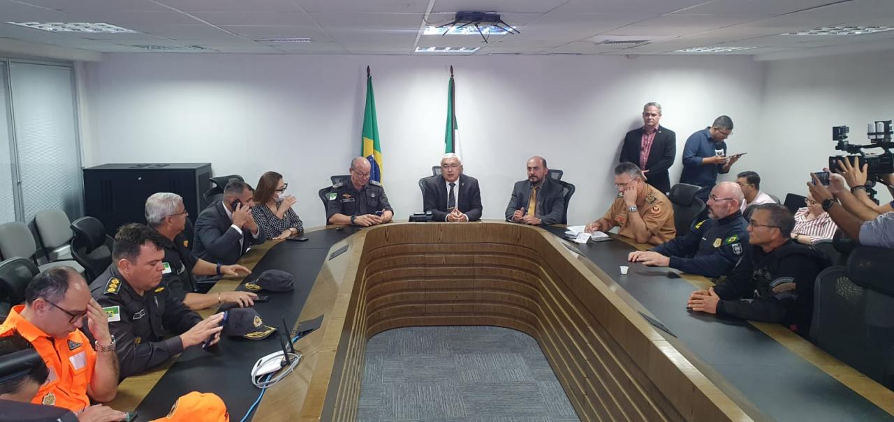 Secretaria de Segurança realiza coletiva de imprensa para falar sobre ataques no RN