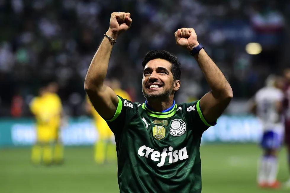 Abel diz ter recebido propostas e abre jogo sobre futuro no Palmeiras