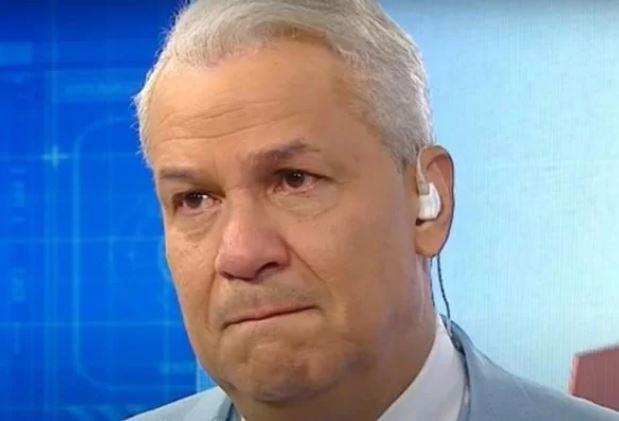 Fora da RedeTV!, Sikêra Júnior chora ao apresentar novo programa