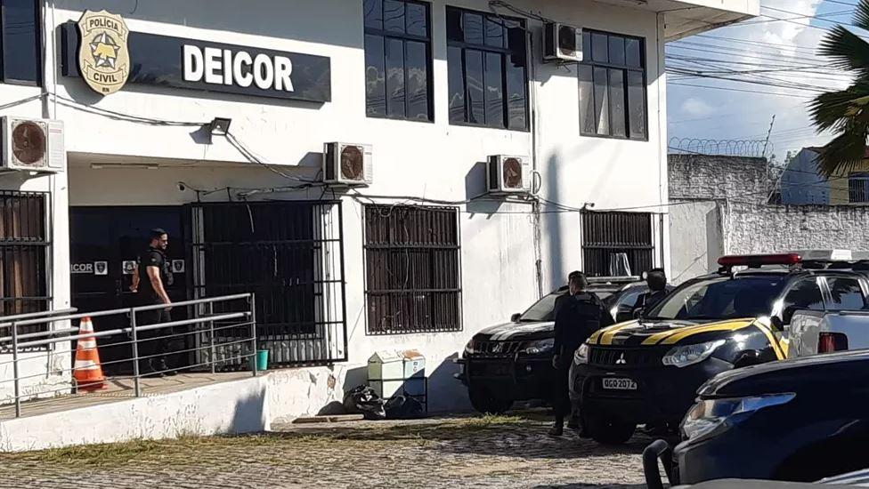 Polícia investiga MC potiguar suspeito de compor músicas que exaltam facção criminosa responsável por ataques no RN